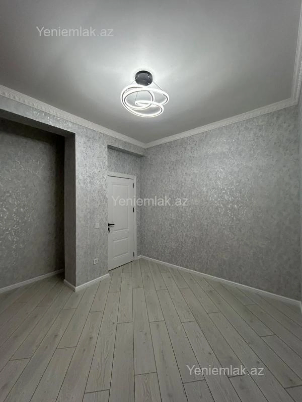 Satılır 2 otaqlı yeni tikili 64 m²