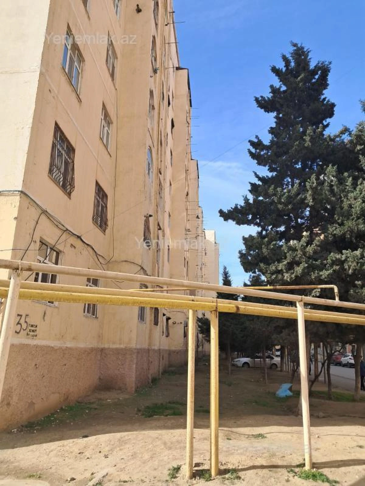 Satılır 4 otaqlı köhnə tikili 85 m²