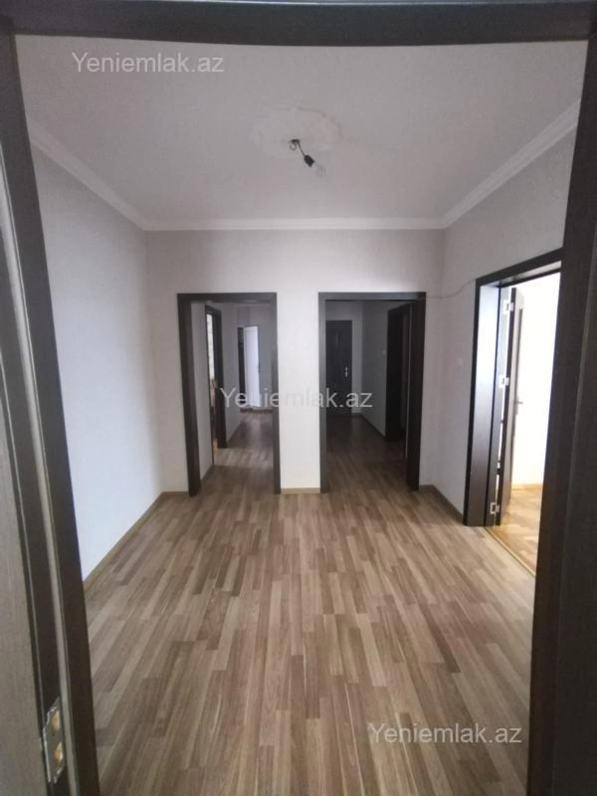 Satılır 5 otaqlı yeni tikili 170 m²