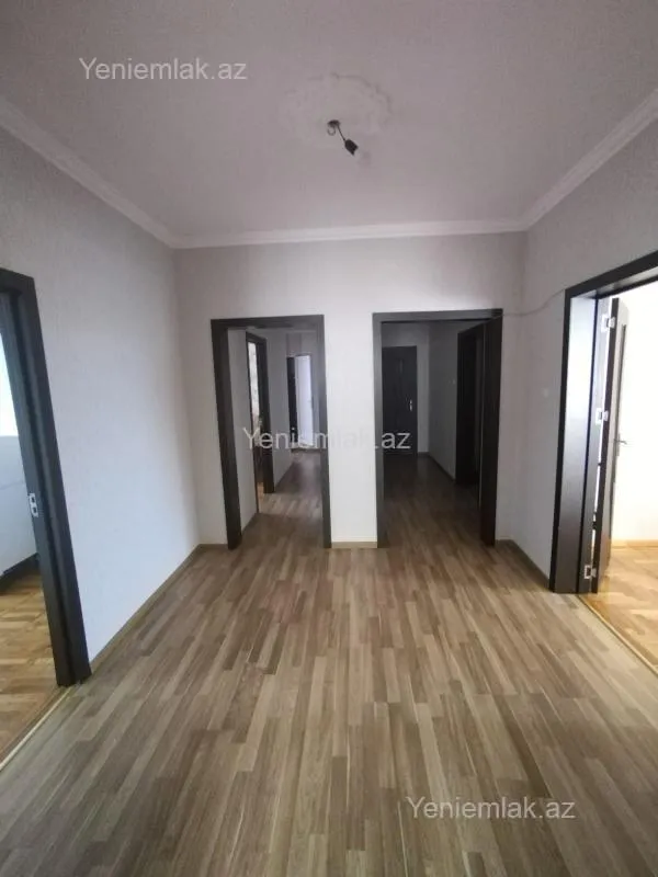 Satılır 5 otaqlı yeni tikili 170 m²