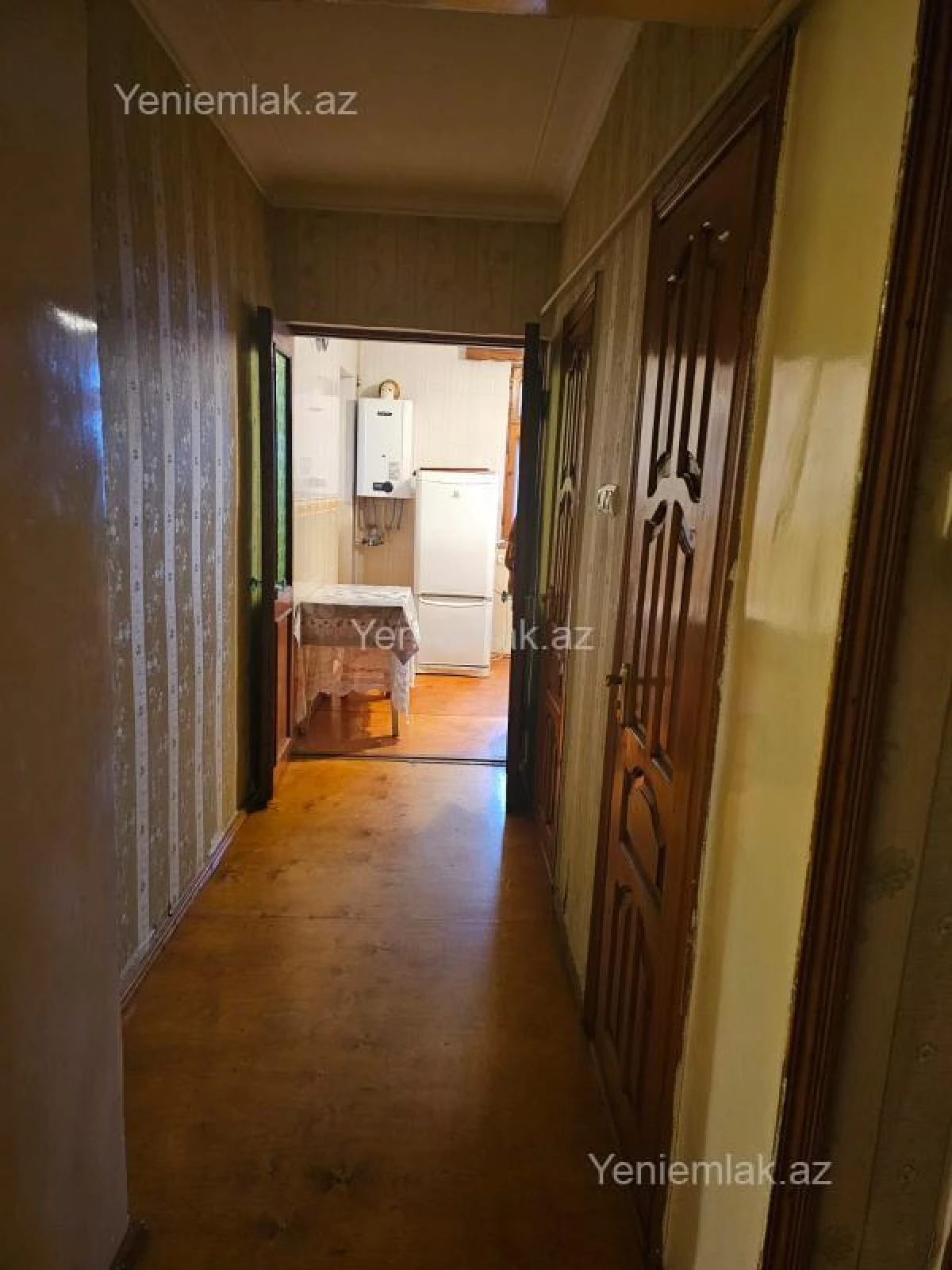 Satılır 4 otaqlı köhnə tikili 80 m²