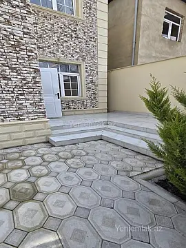Satılır 6 otaqlı həyət evi 200 m²