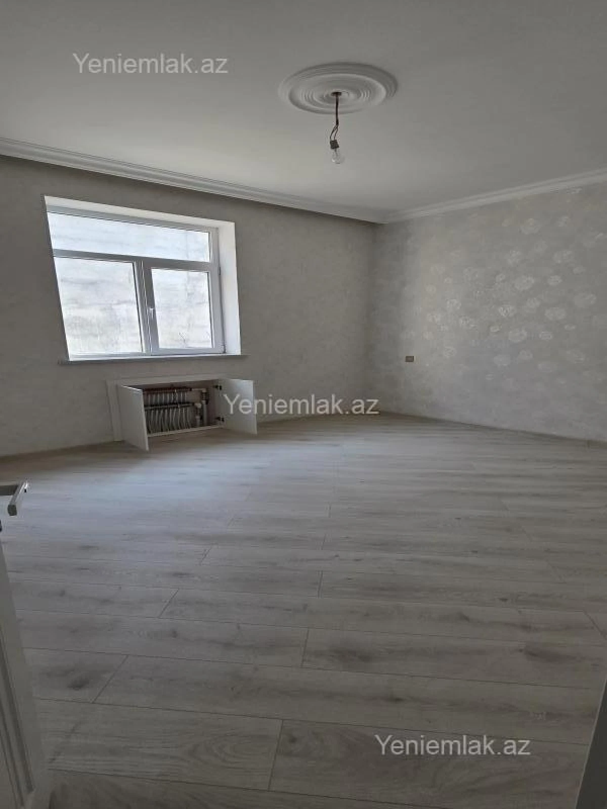 Satılır 6 otaqlı həyət evi 200 m²