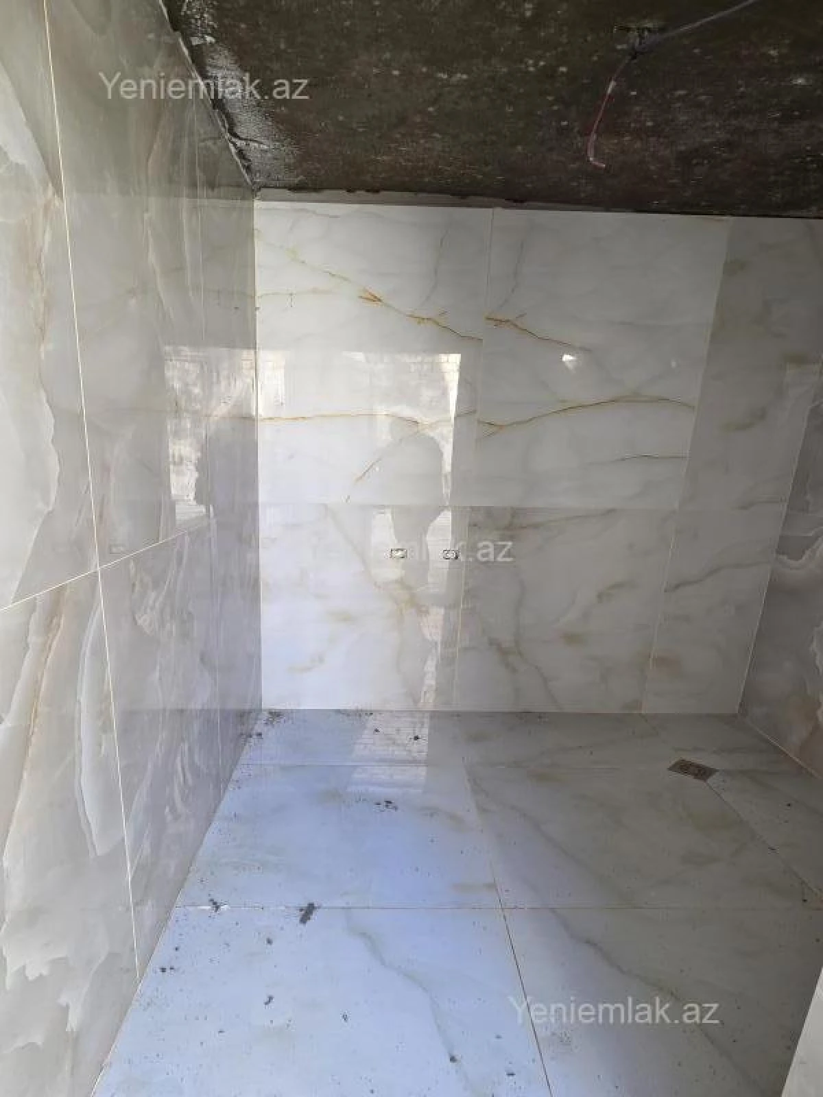 Satılır 6 otaqlı həyət evi 200 m²