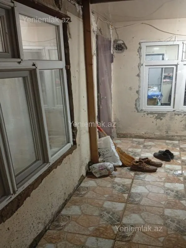 Satılır 4 otaqlı həyət evi 100 m²