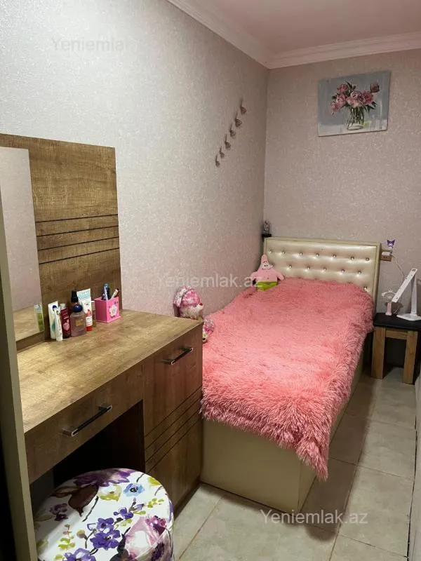 Satılır 4 otaqlı həyət evi 100 m²