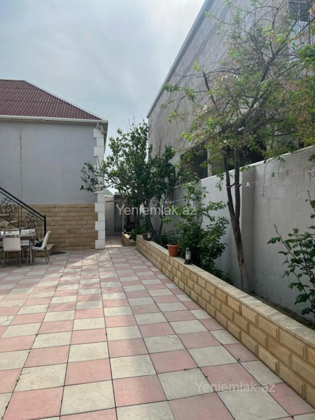 Satılır 3 otaqlı həyət evi 100 m²