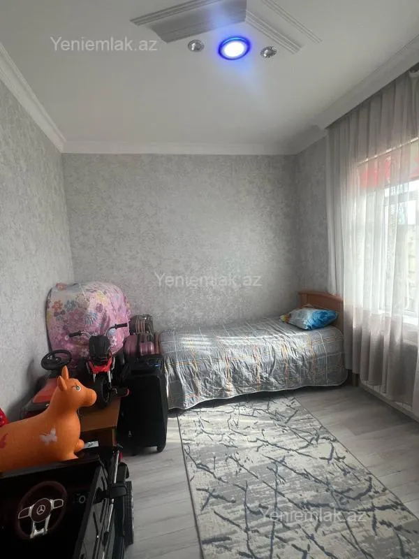 Satılır 3 otaqlı həyət evi 100 m²
