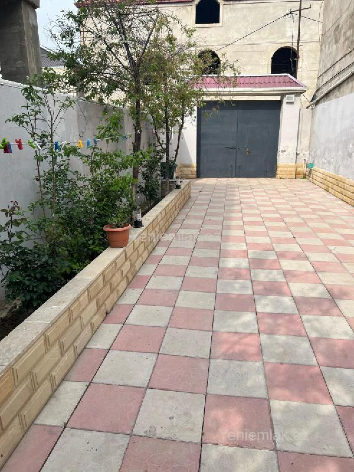 Satılır 3 otaqlı həyət evi 100 m²