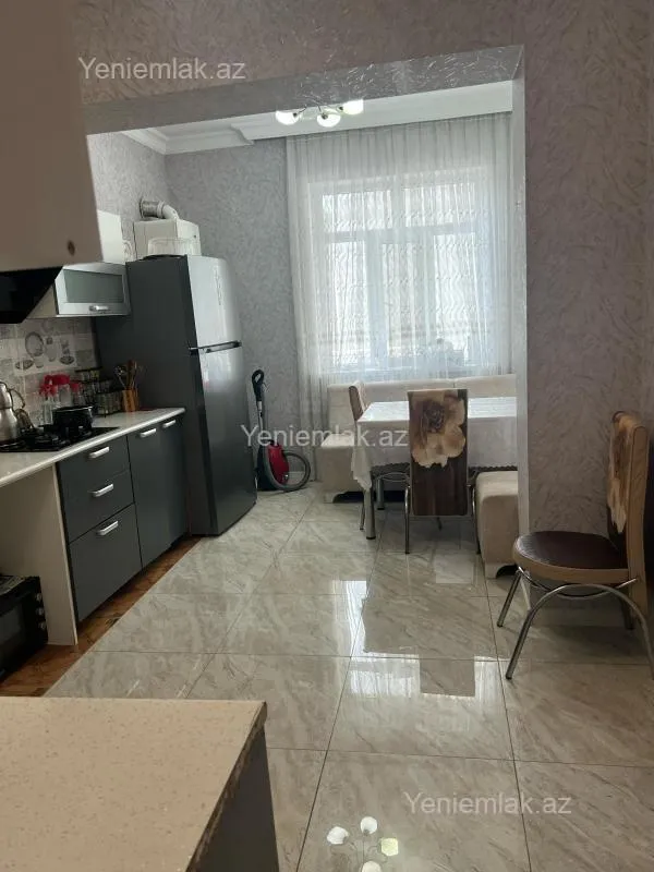 Satılır 3 otaqlı həyət evi 100 m²