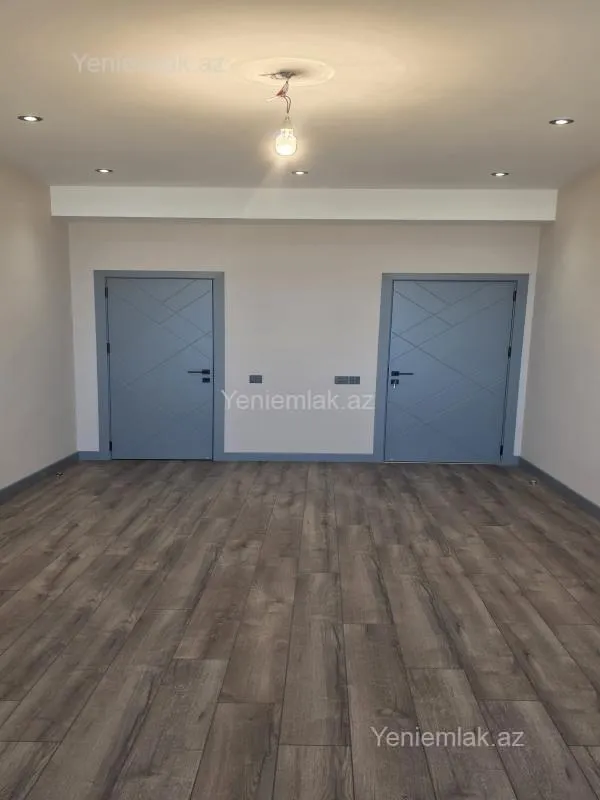 Satılır 3 otaqlı yeni tikili 136 m²
