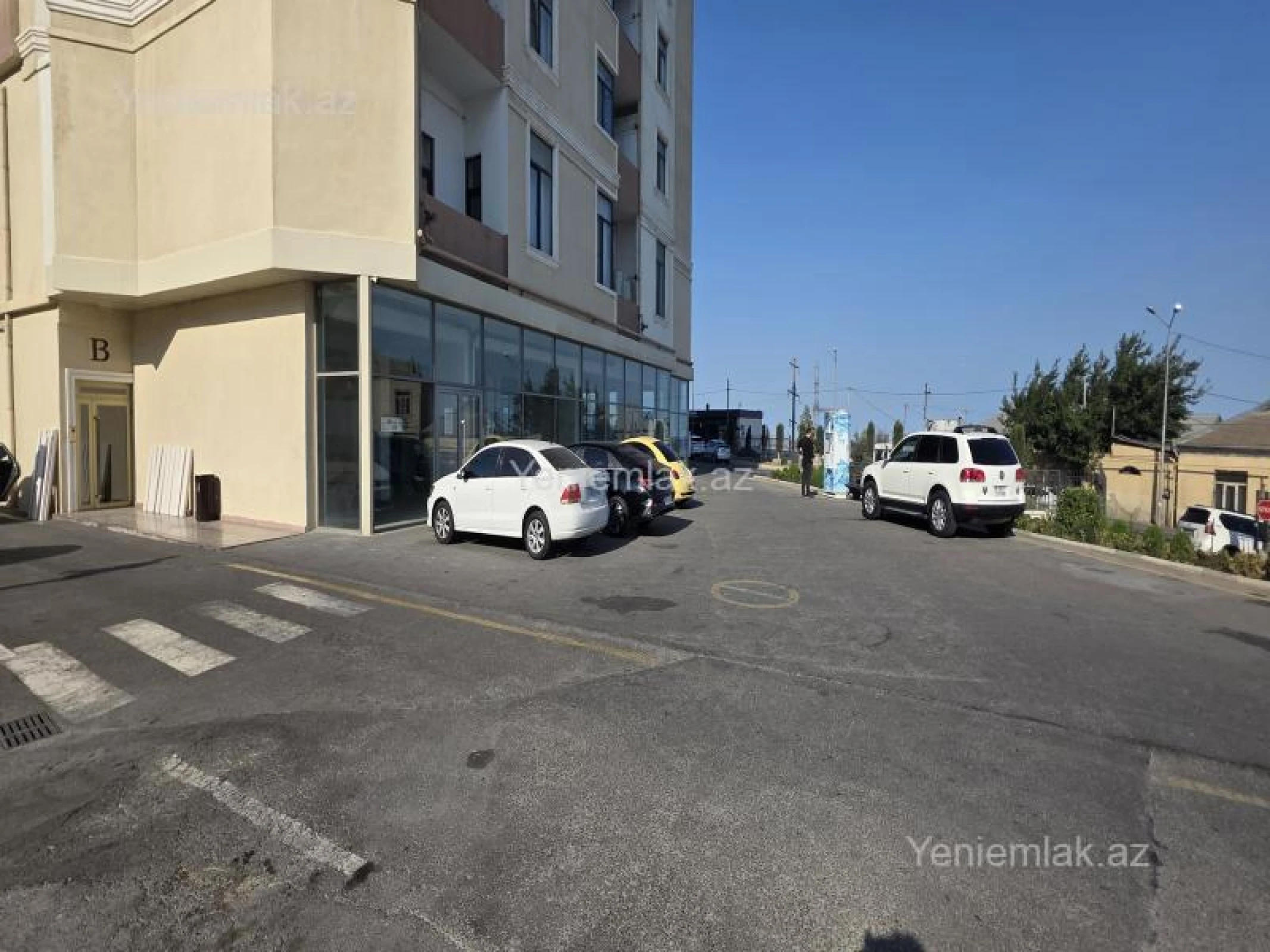 Satılır 3 otaqlı yeni tikili 136 m²