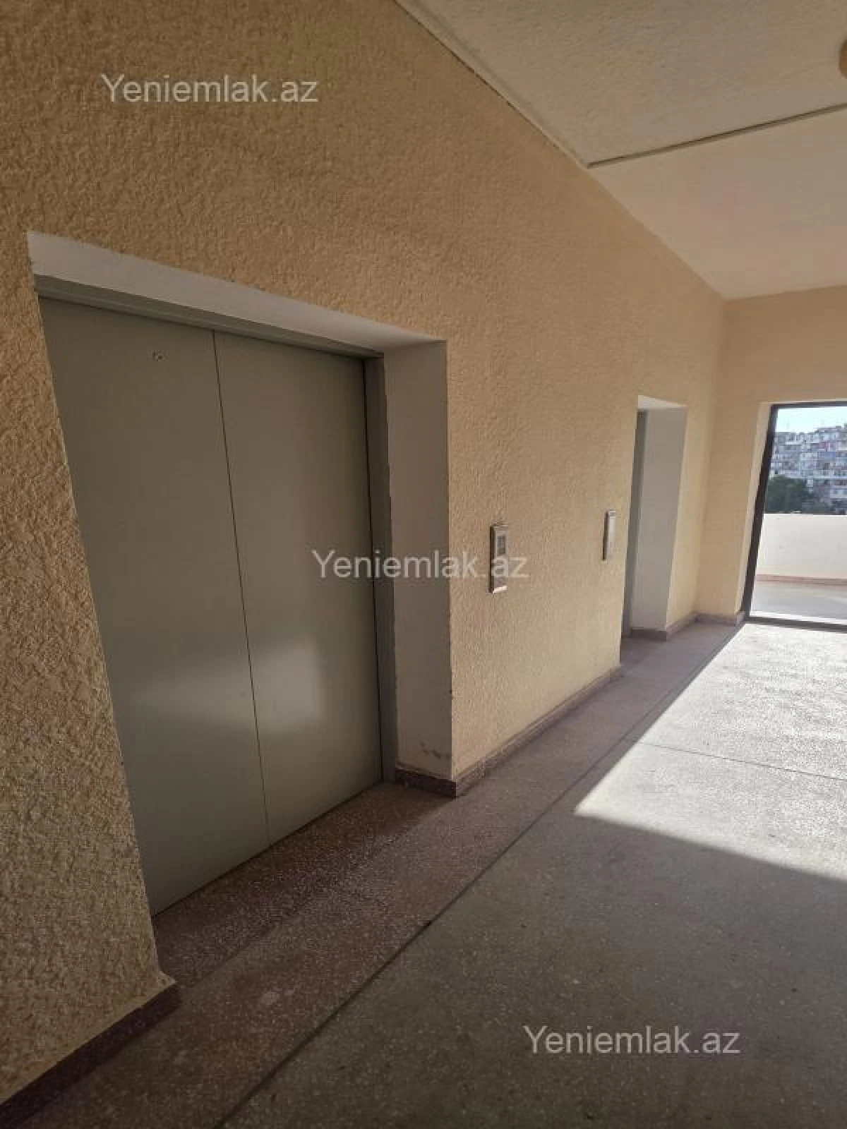 Satılır 3 otaqlı yeni tikili 136 m²