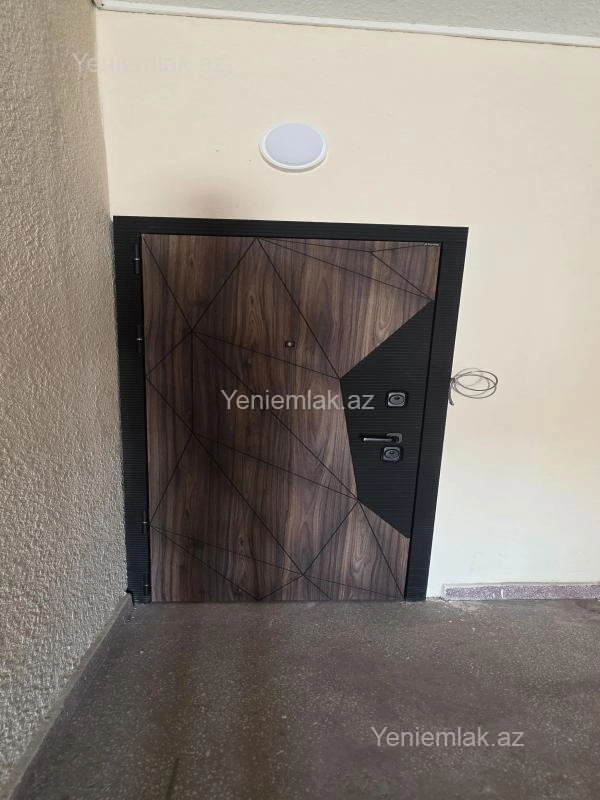 Satılır 3 otaqlı yeni tikili 136 m²