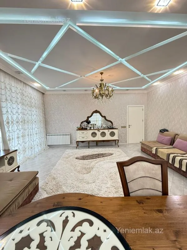 Satılır 3 otaqlı yeni tikili 117 m²