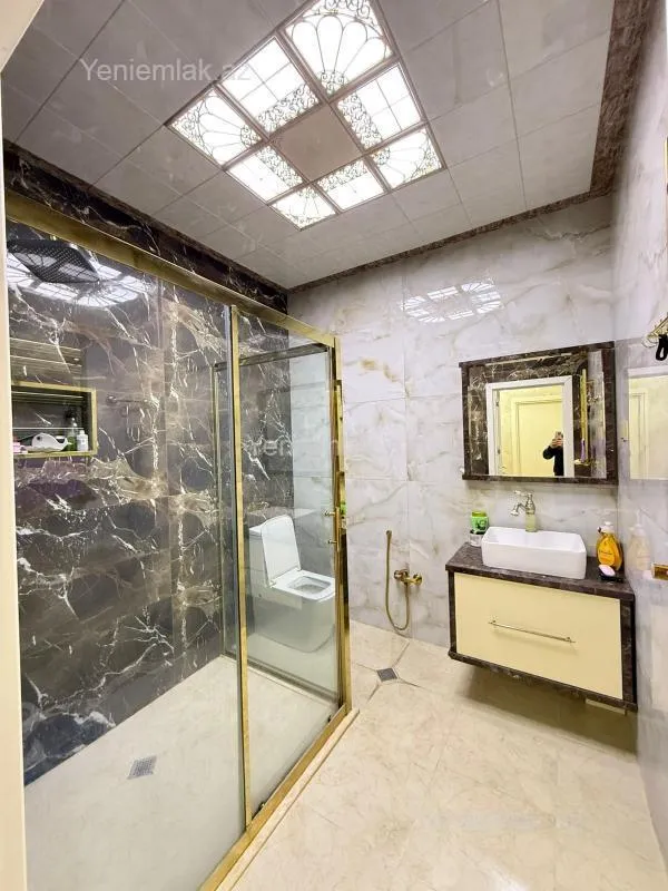 Satılır 3 otaqlı yeni tikili 117 m²