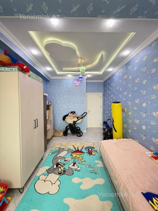 Satılır 3 otaqlı yeni tikili 117 m²