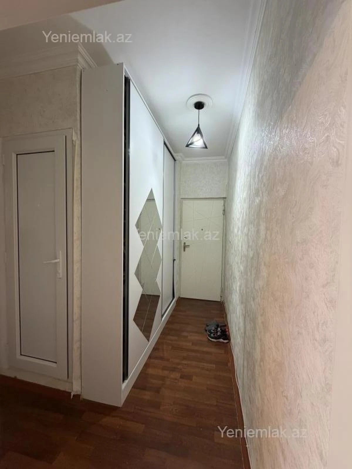 Satılır 1 otaqlı köhnə tikili 40 m²