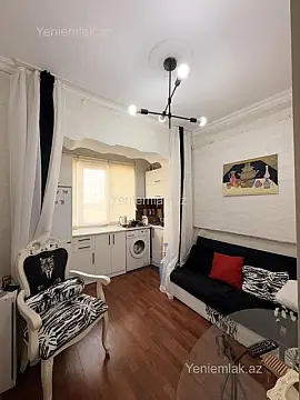 Satılır 1 otaqlı köhnə tikili 40 m²