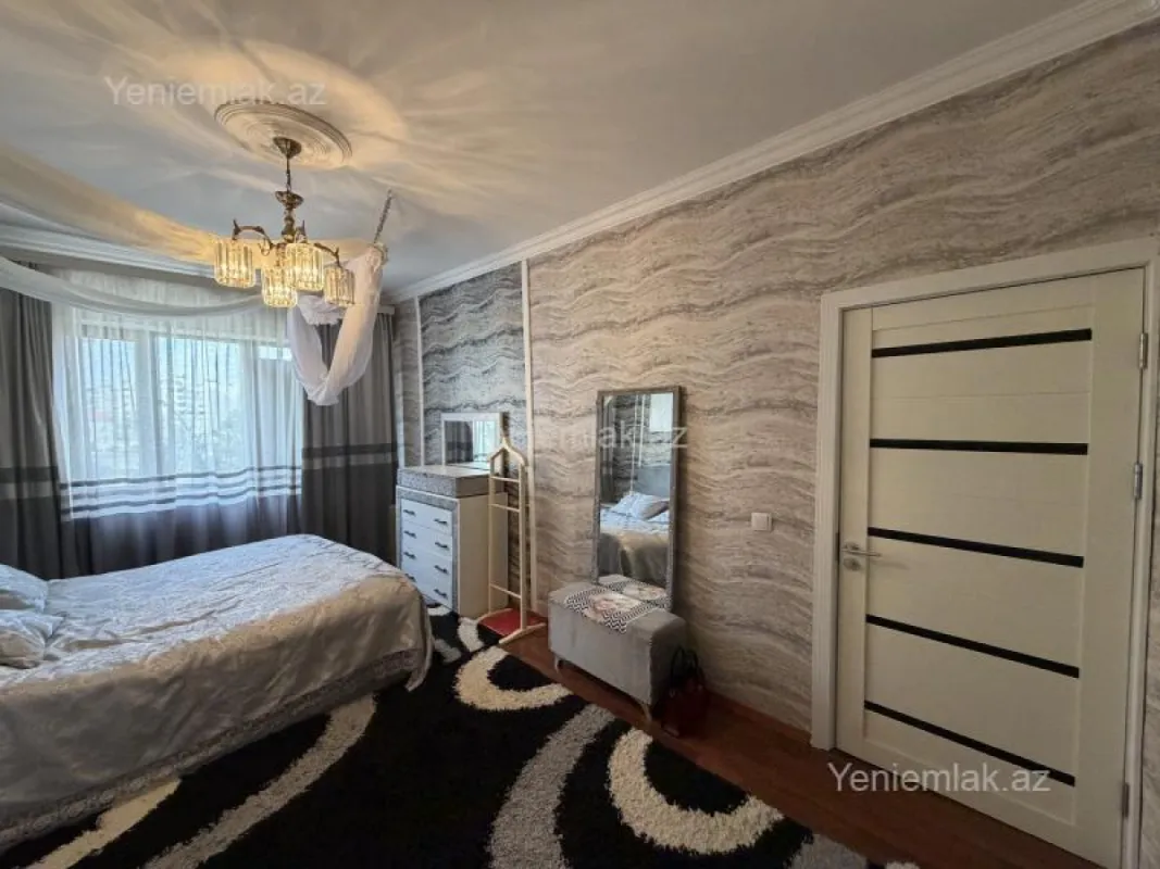Satılır 1 otaqlı köhnə tikili 40 m²