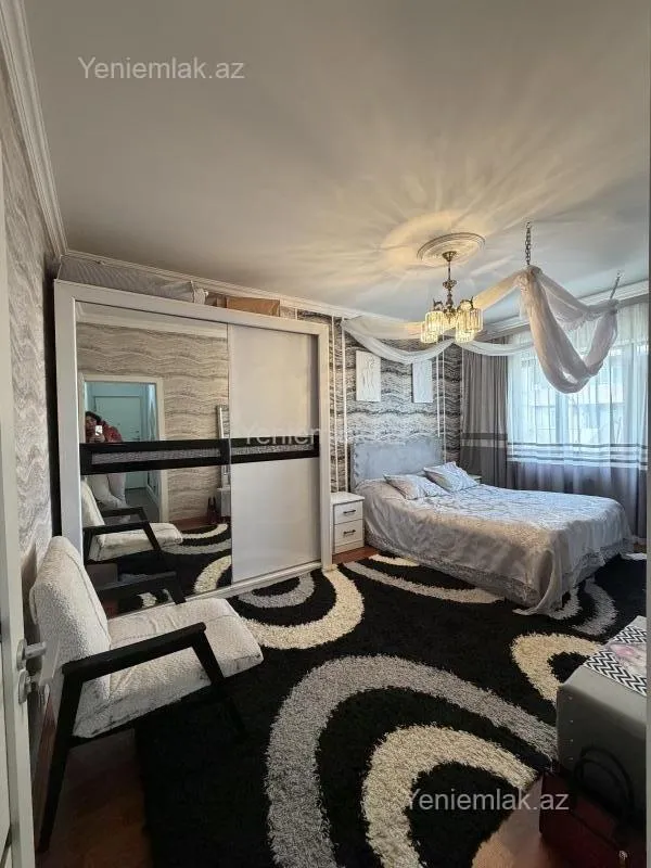 Satılır 1 otaqlı köhnə tikili 40 m²