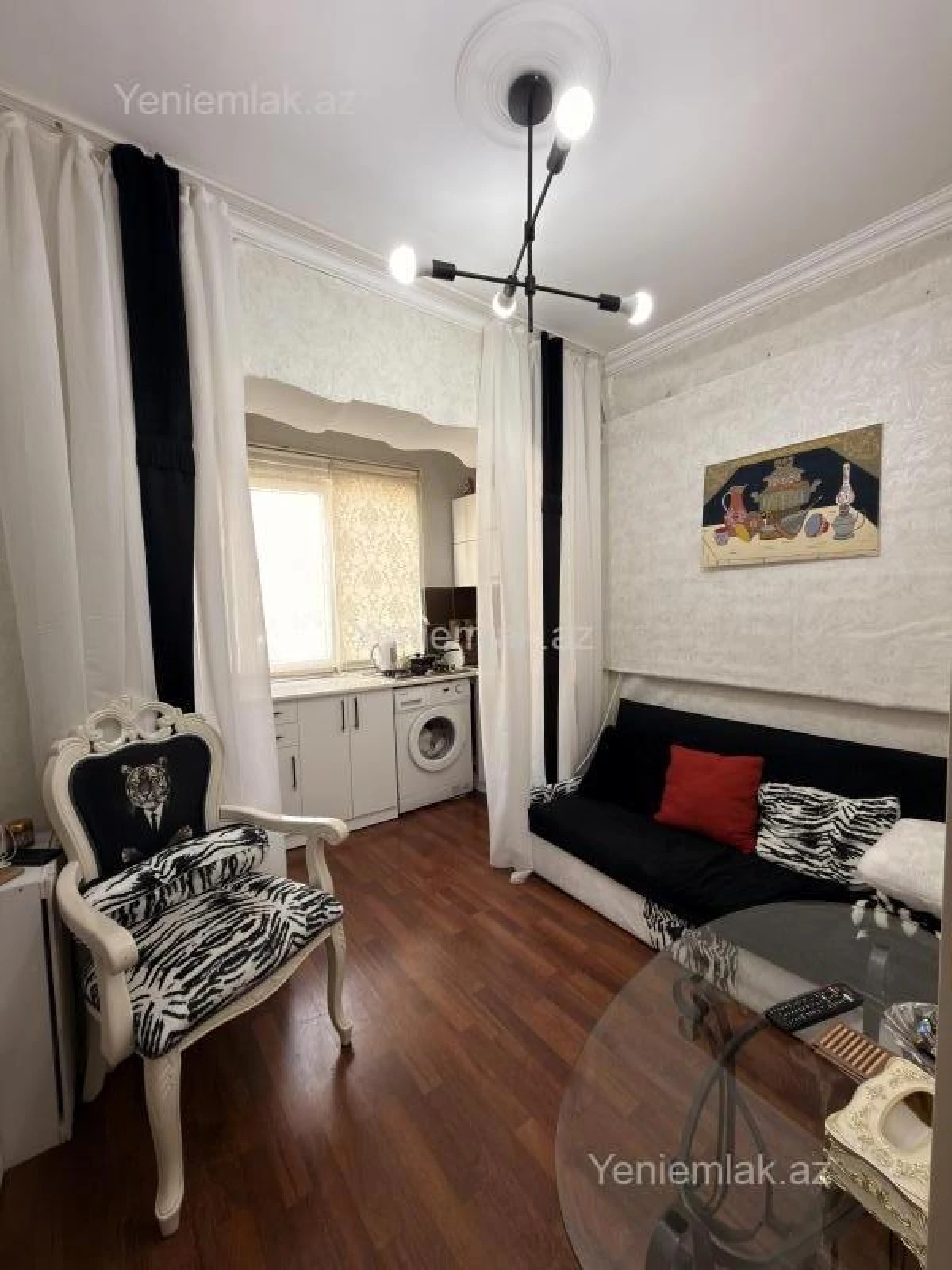 Satılır 1 otaqlı köhnə tikili 40 m²