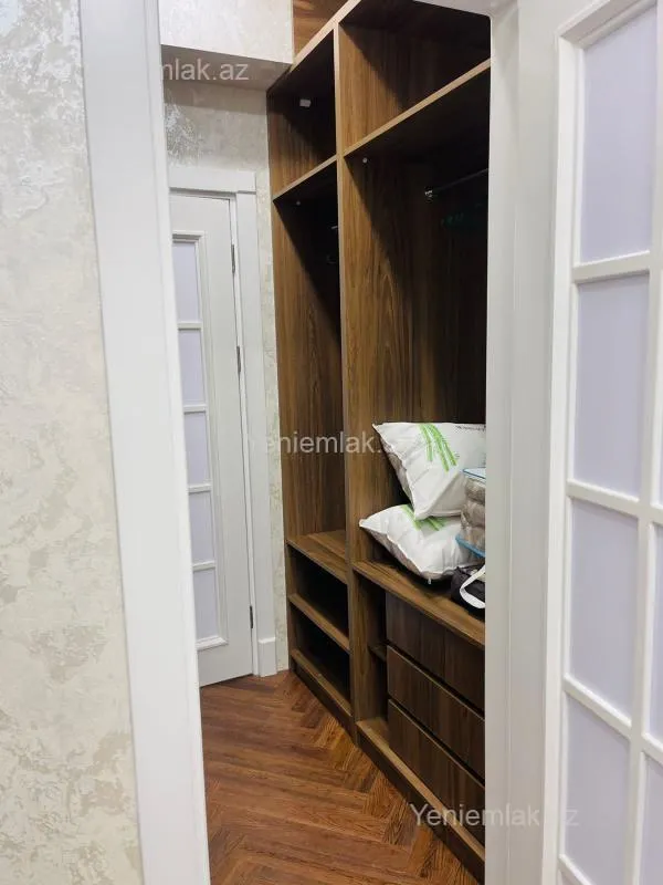 Satılır 4 otaqlı yeni tikili 217 m²