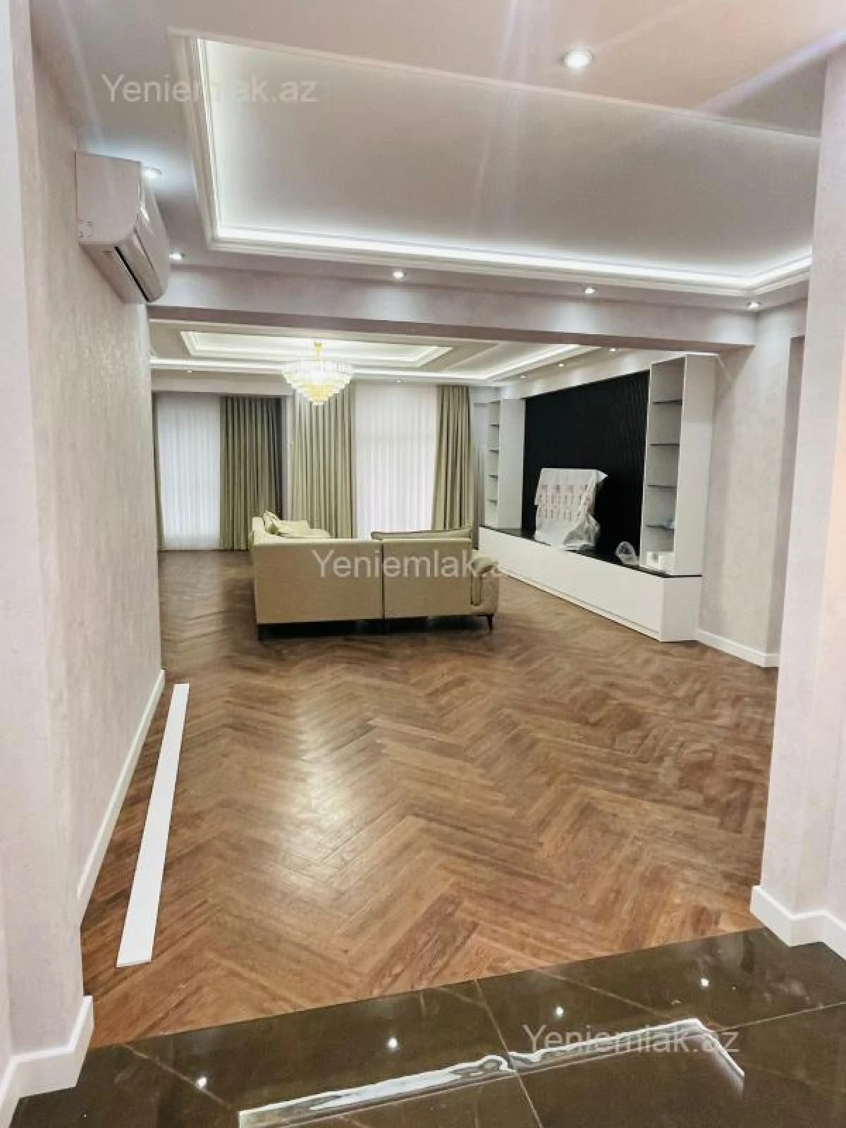 Satılır 4 otaqlı yeni tikili 217 m²