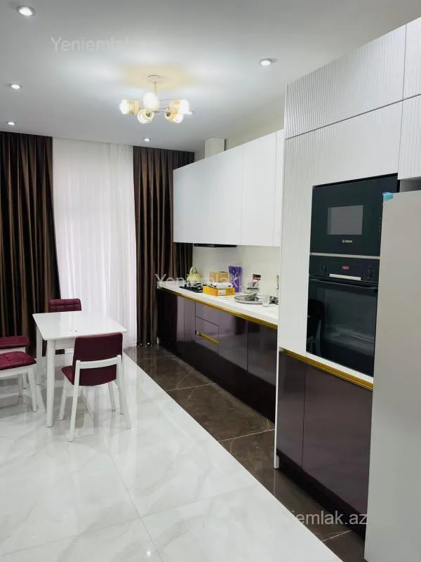 Satılır 4 otaqlı yeni tikili 217 m²