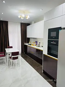 Satılır 4 otaqlı yeni tikili 217 m²