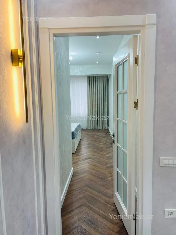 Satılır 4 otaqlı yeni tikili 217 m²