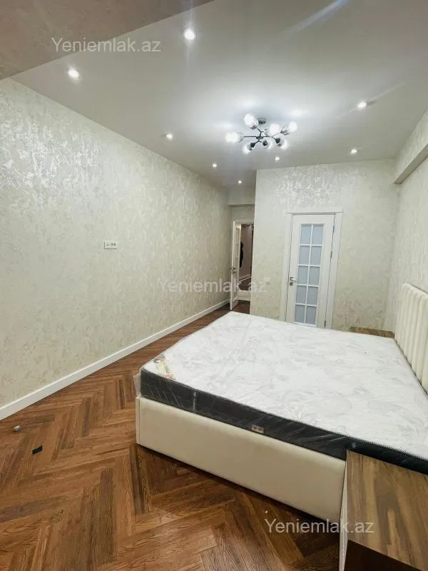 Satılır 4 otaqlı yeni tikili 217 m²