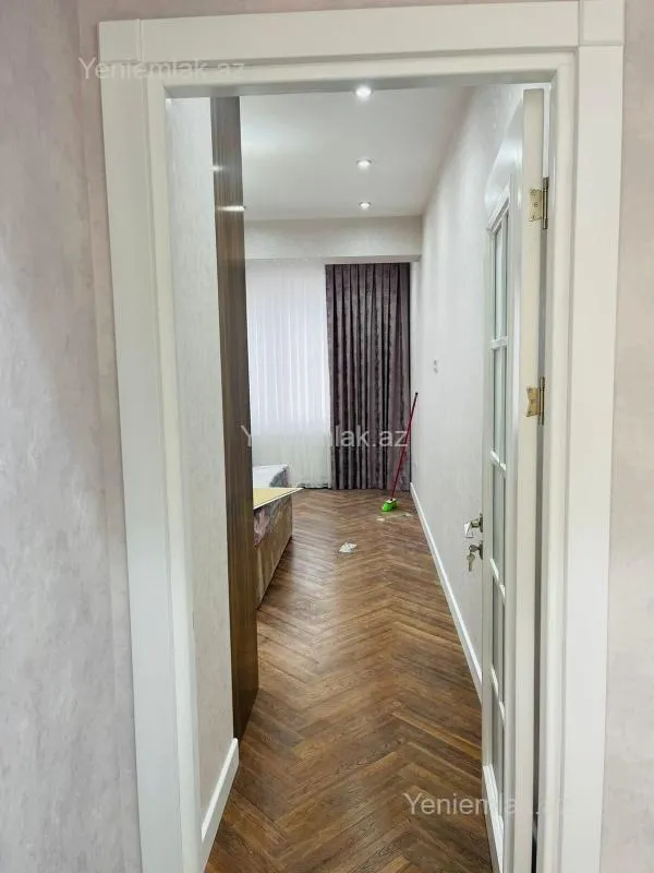 Satılır 4 otaqlı yeni tikili 217 m²