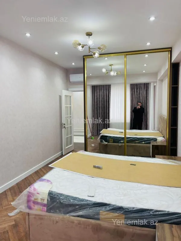 Satılır 4 otaqlı yeni tikili 217 m²