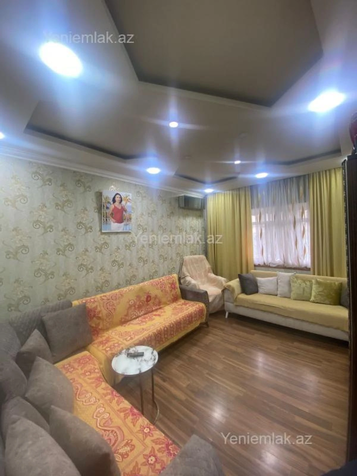 Satılır 5 otaqlı həyət evi 200 m²
