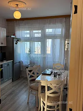Satılır 2 otaqlı köhnə tikili 60 m²