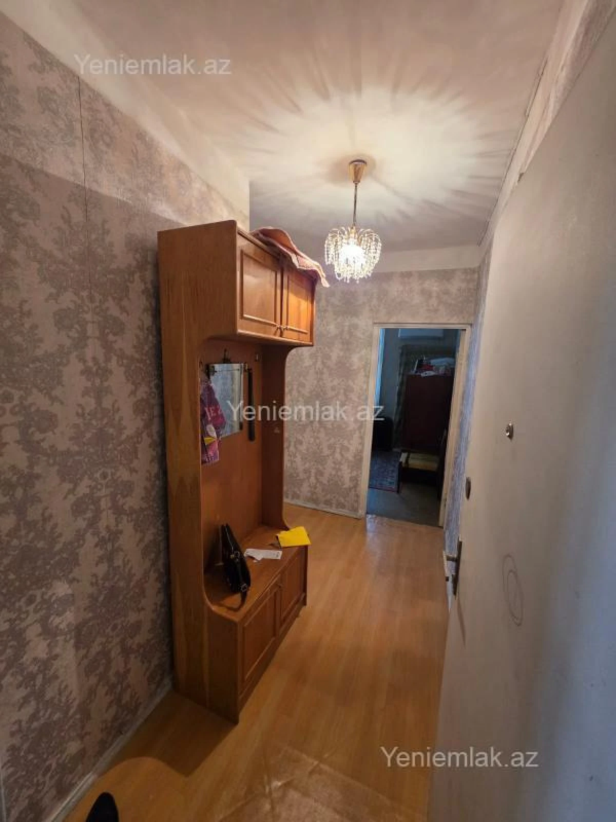 Satılır 1 otaqlı köhnə tikili 40 m²