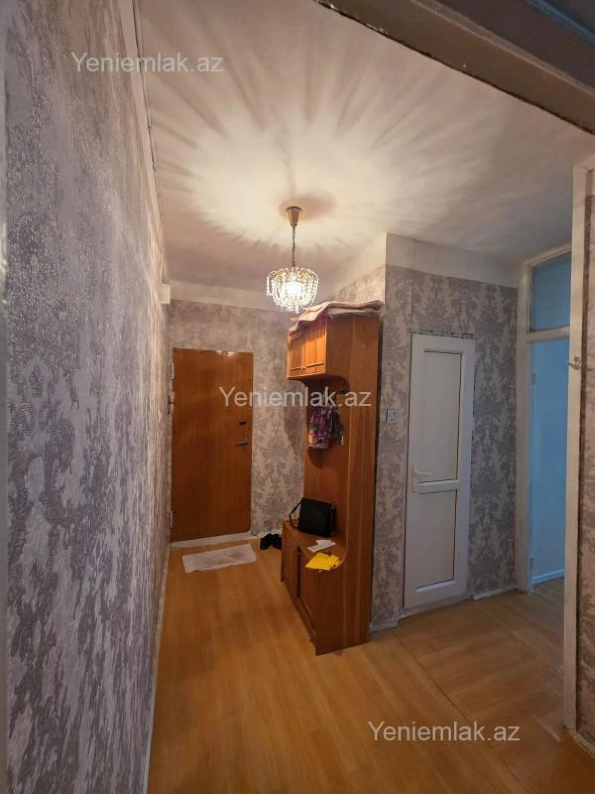 Satılır 1 otaqlı köhnə tikili 40 m²