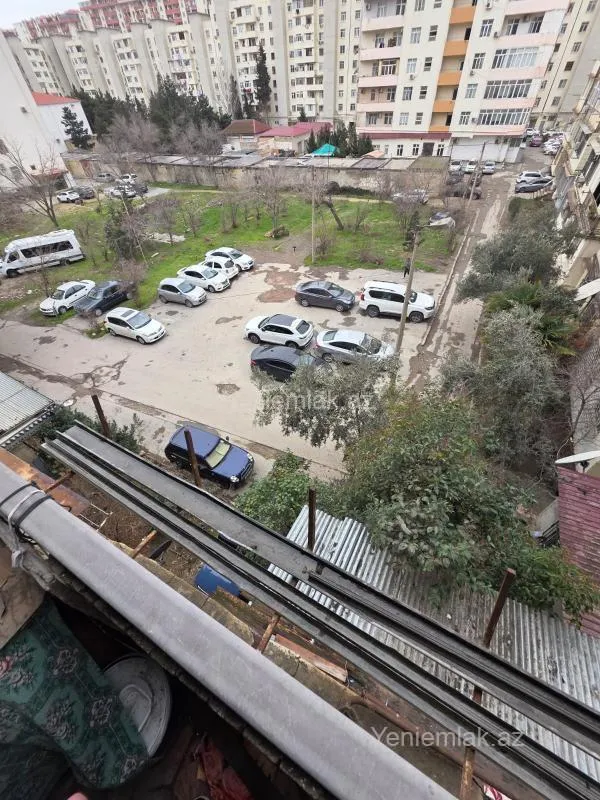 Satılır 1 otaqlı köhnə tikili 40 m²