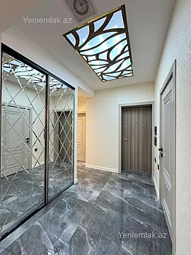 Satılır 3 otaqlı yeni tikili 100 m²