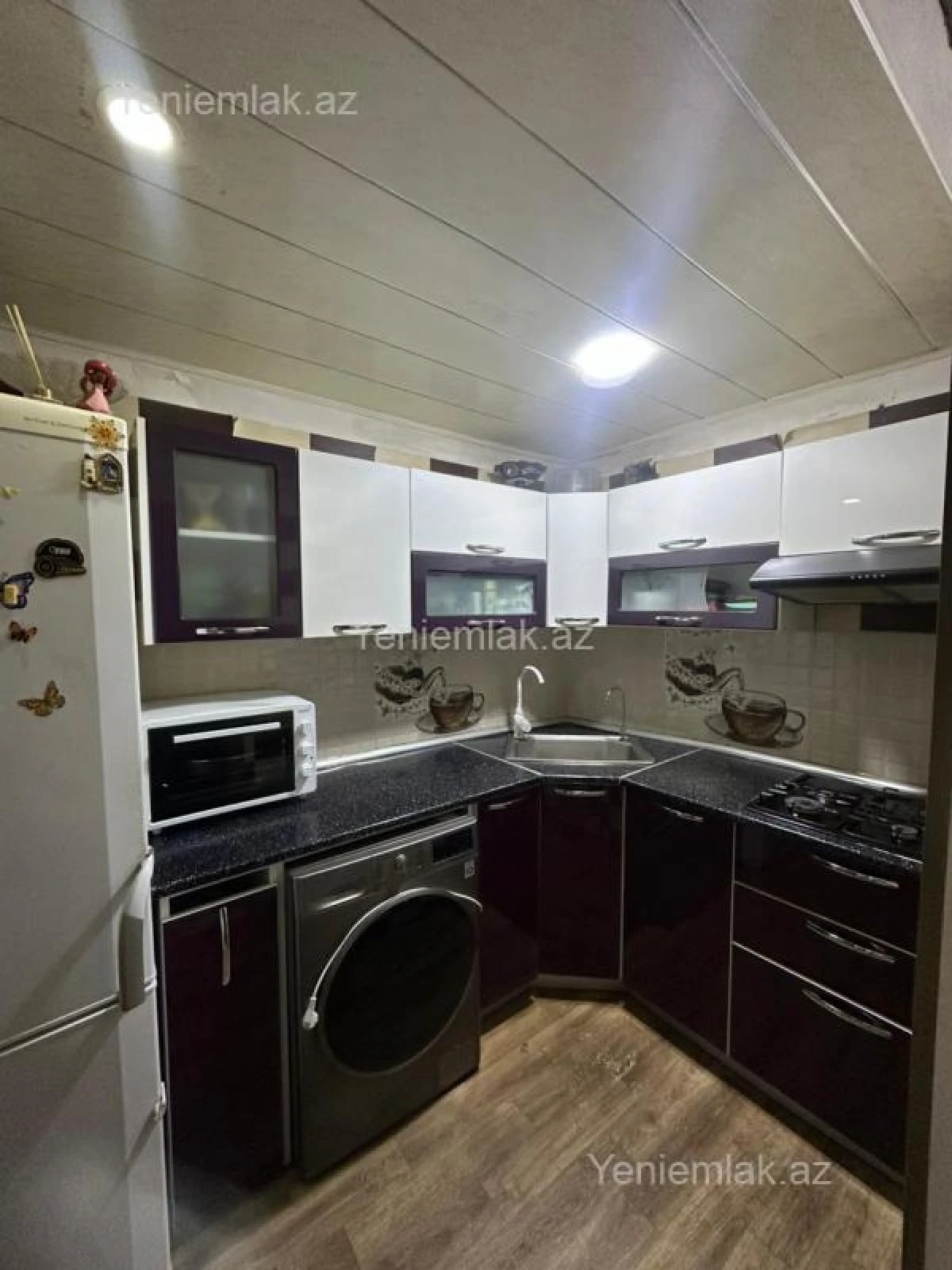 Satılır 2 otaqlı köhnə tikili 45 m²