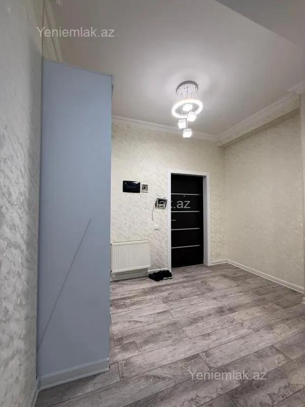 Satılır 2 otaqlı yeni tikili 110 m²