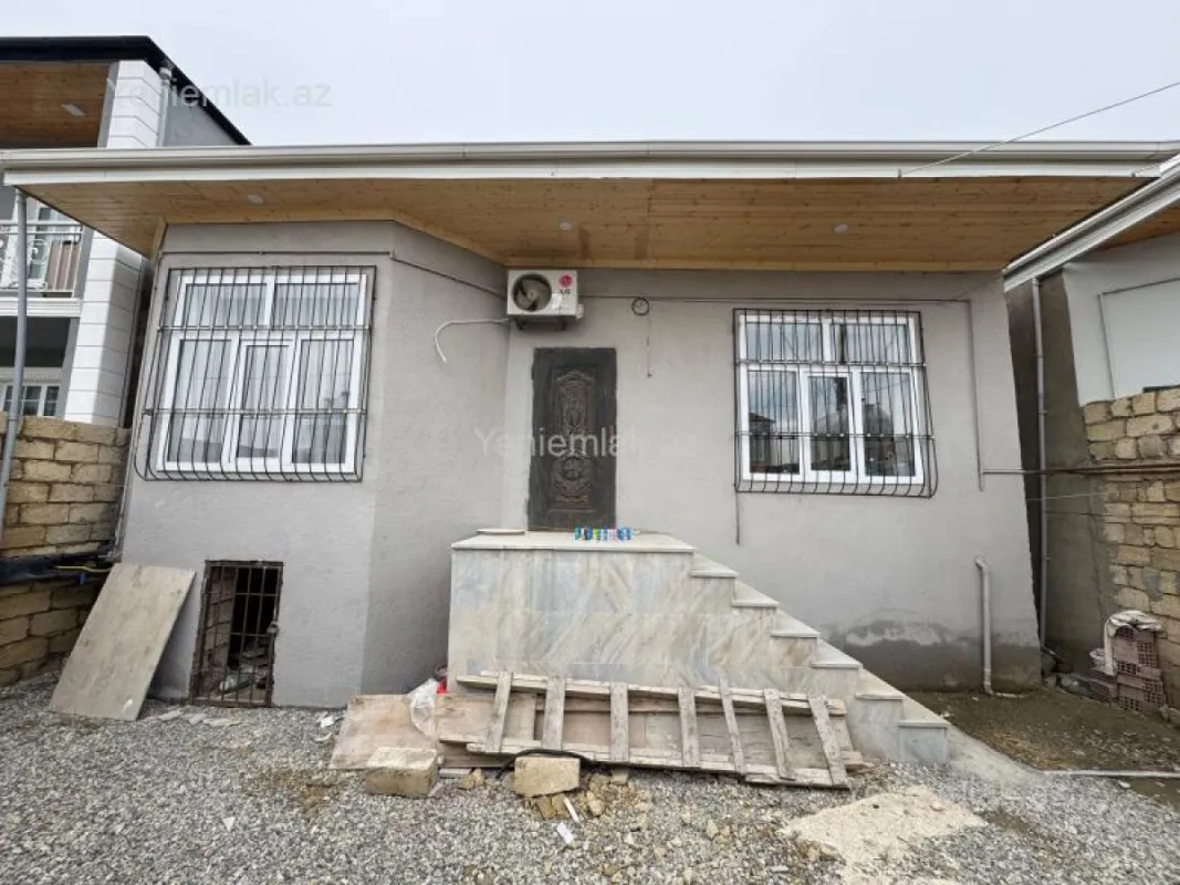Satılır 3 otaqlı həyət evi 75 m²