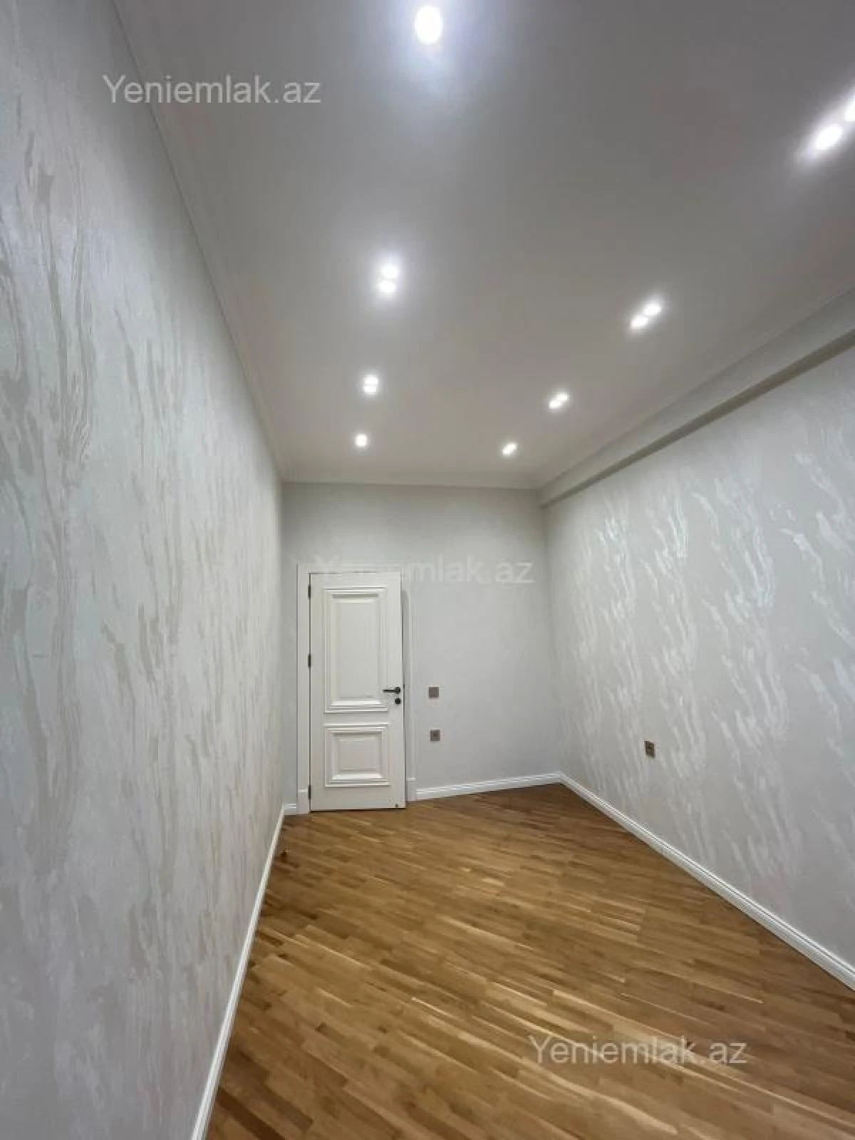 Satılır 3 otaqlı yeni tikili 102 m²