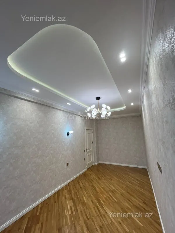 Satılır 3 otaqlı yeni tikili 102 m²