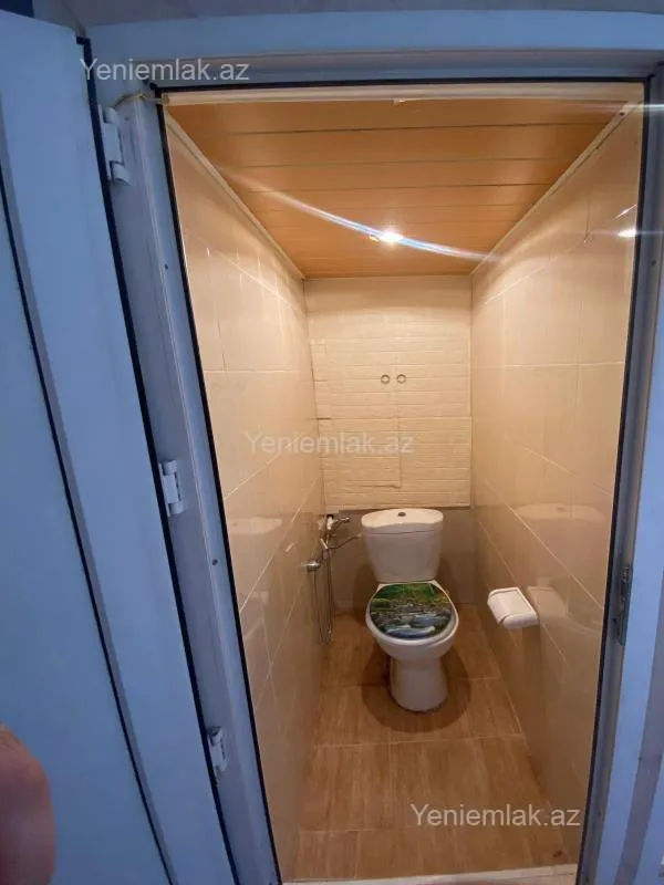 Satılır 2 otaqlı köhnə tikili 60 m²