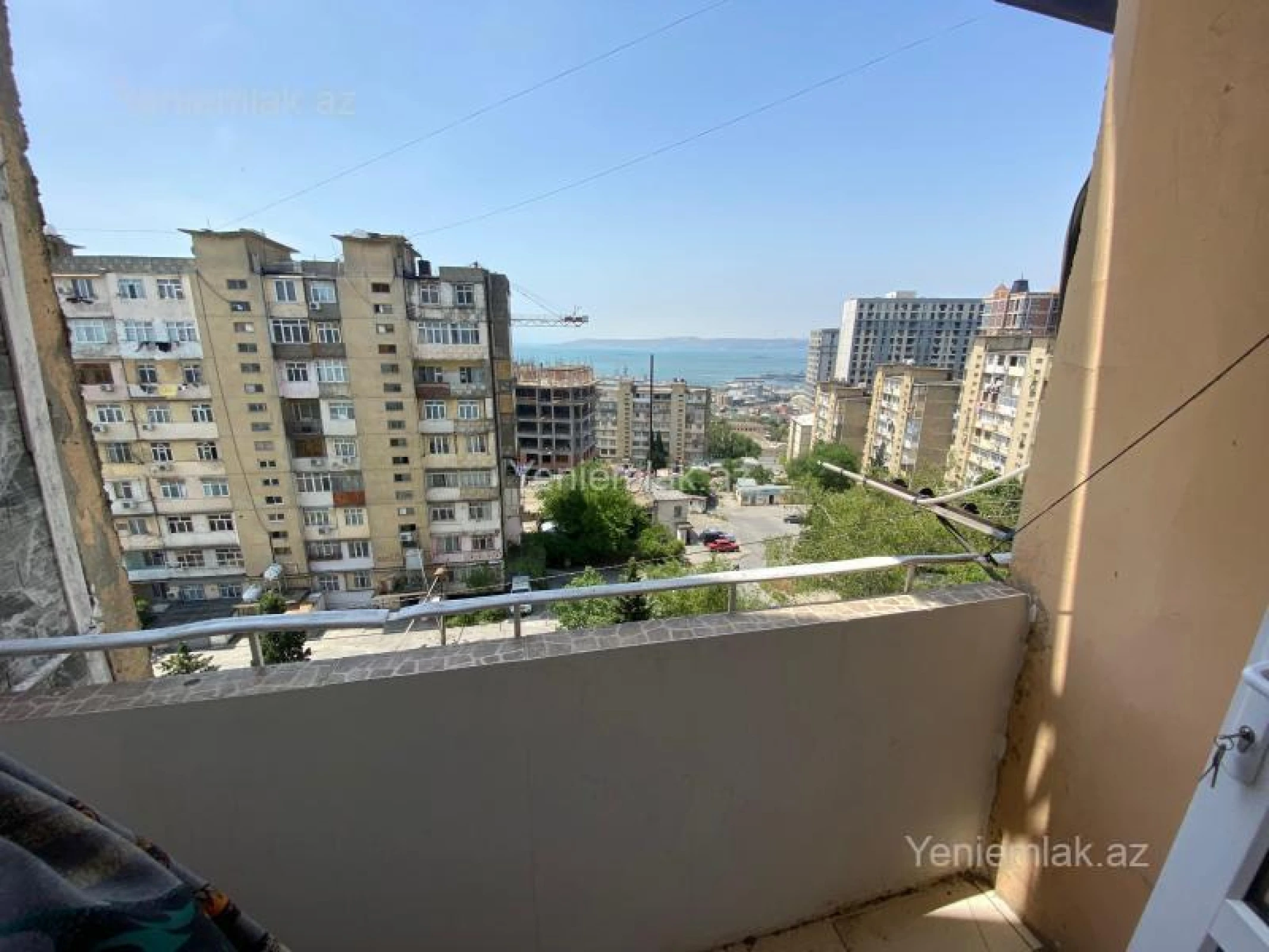 Satılır 2 otaqlı köhnə tikili 60 m²