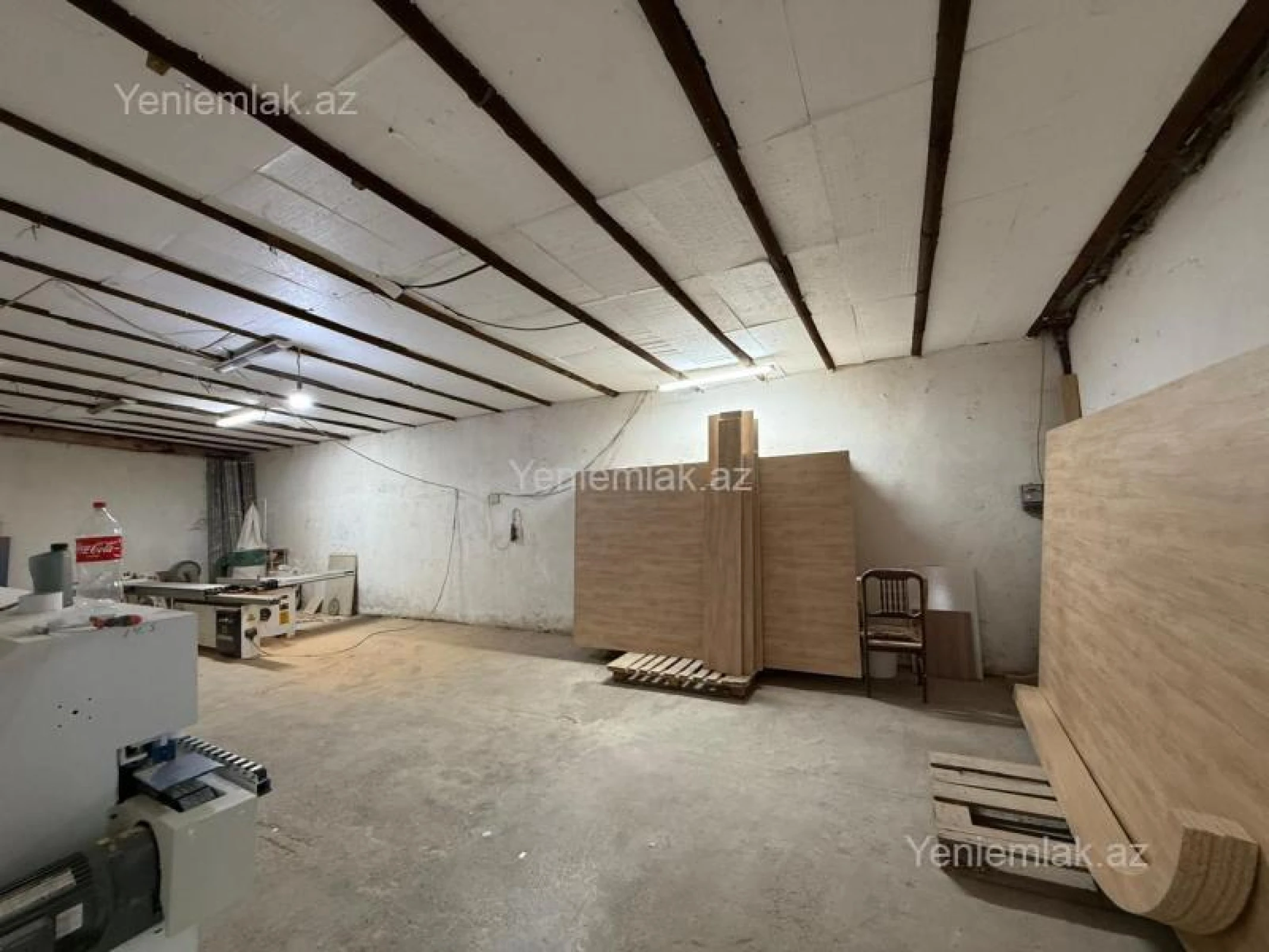 Satılır 10 otaqlı obyekt 1000 m²