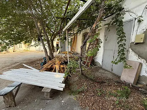 Satılır 10 otaqlı obyekt 1000 m²