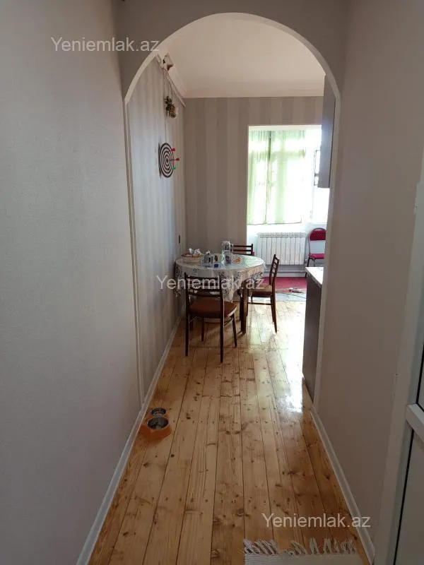 Satılır 3 otaqlı köhnə tikili 70 m²